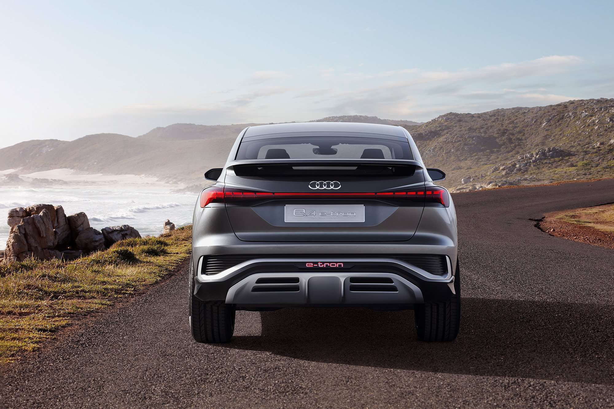 Audi Q4 Sportback e-tron concept trasera