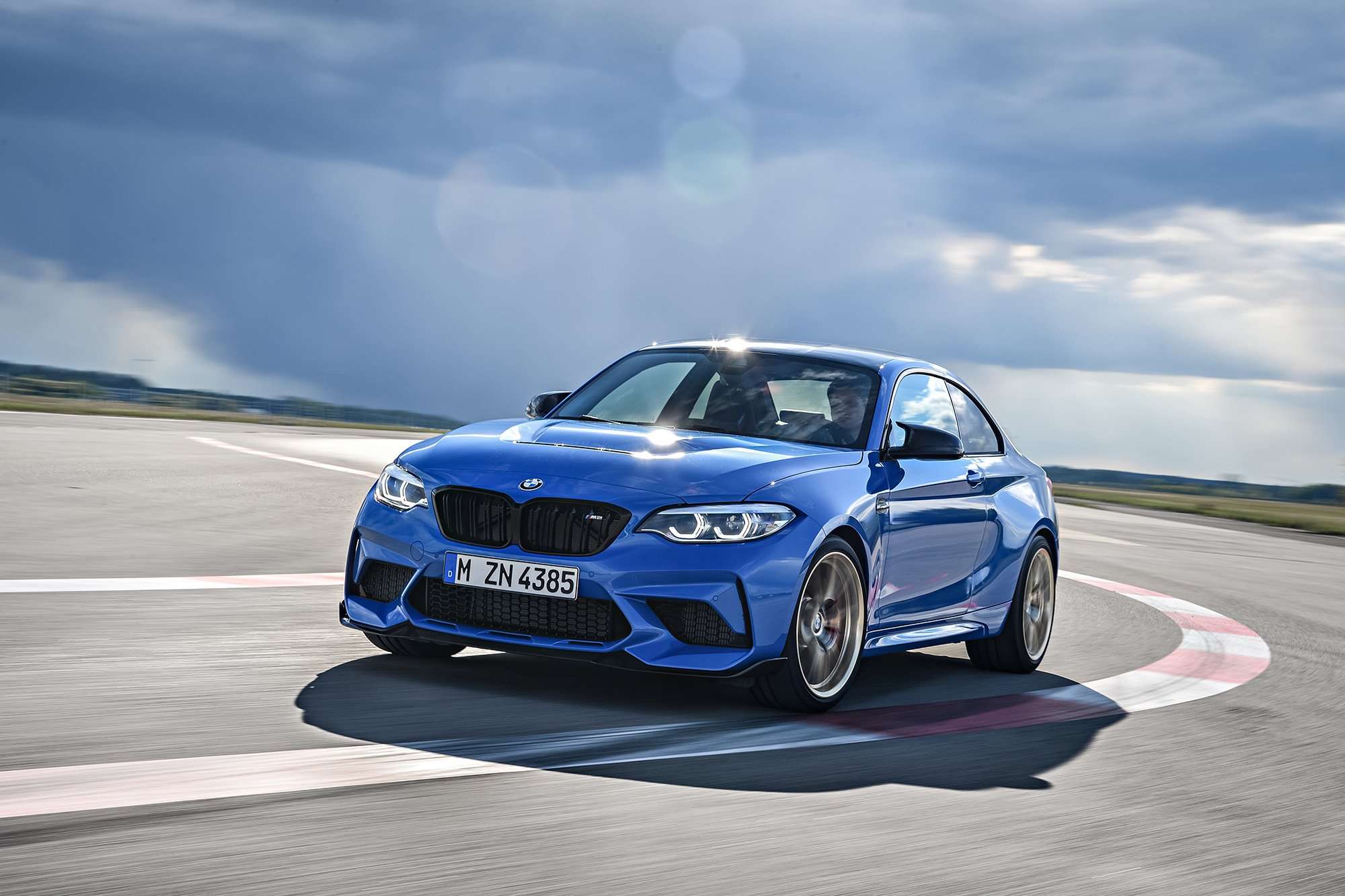 BMW M2 CS 2020 frente