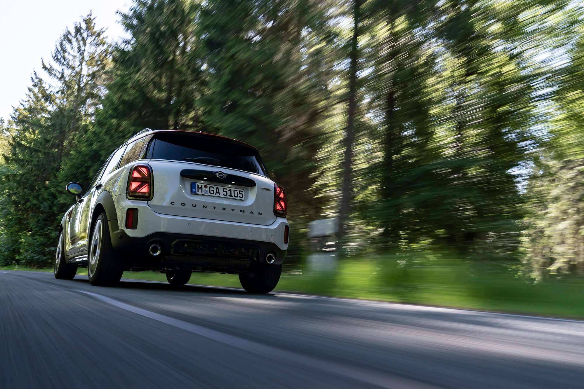 MINI John Cooper Works Countryman trasera