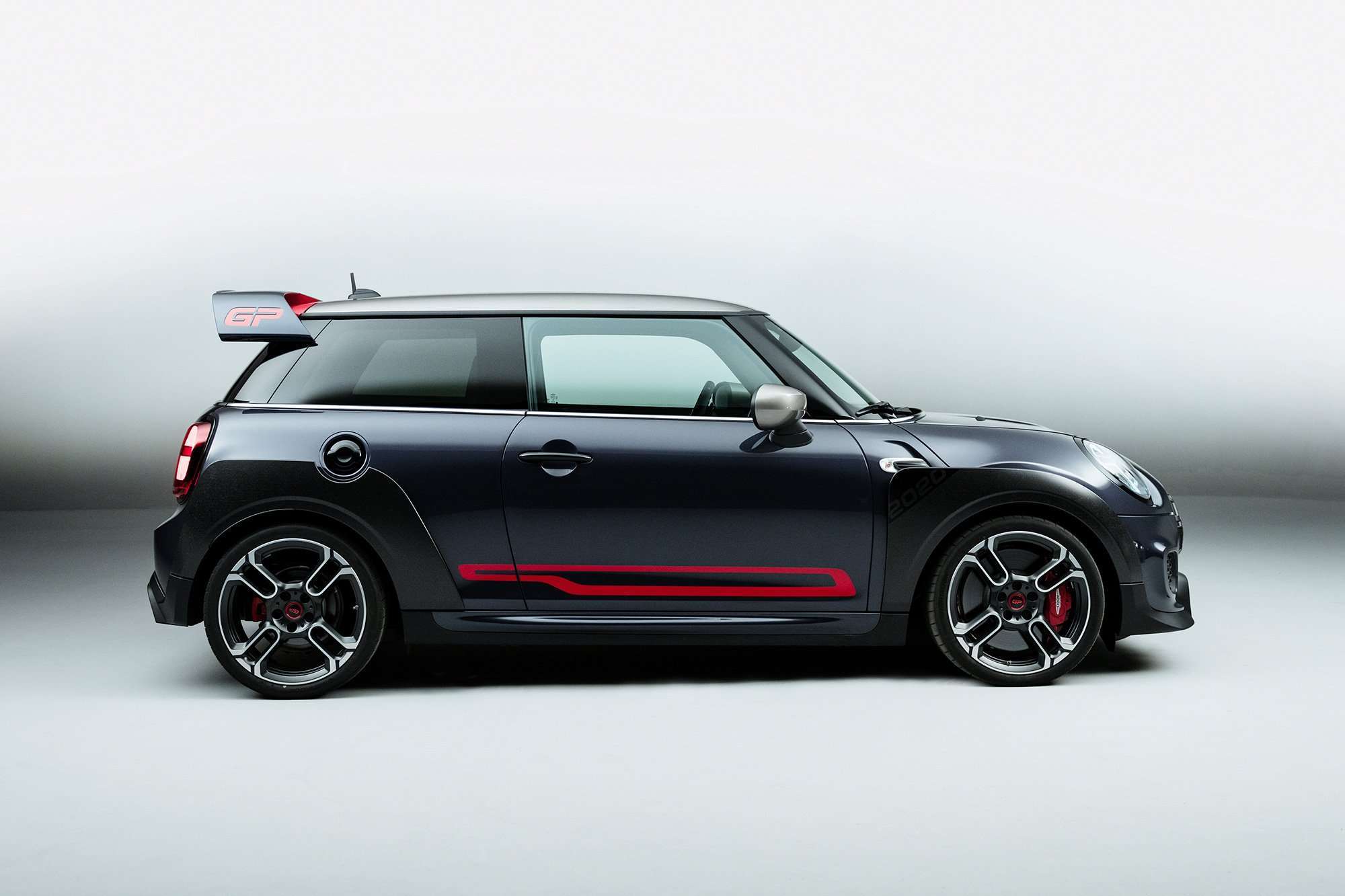 MINI John Cooper Works GP lado