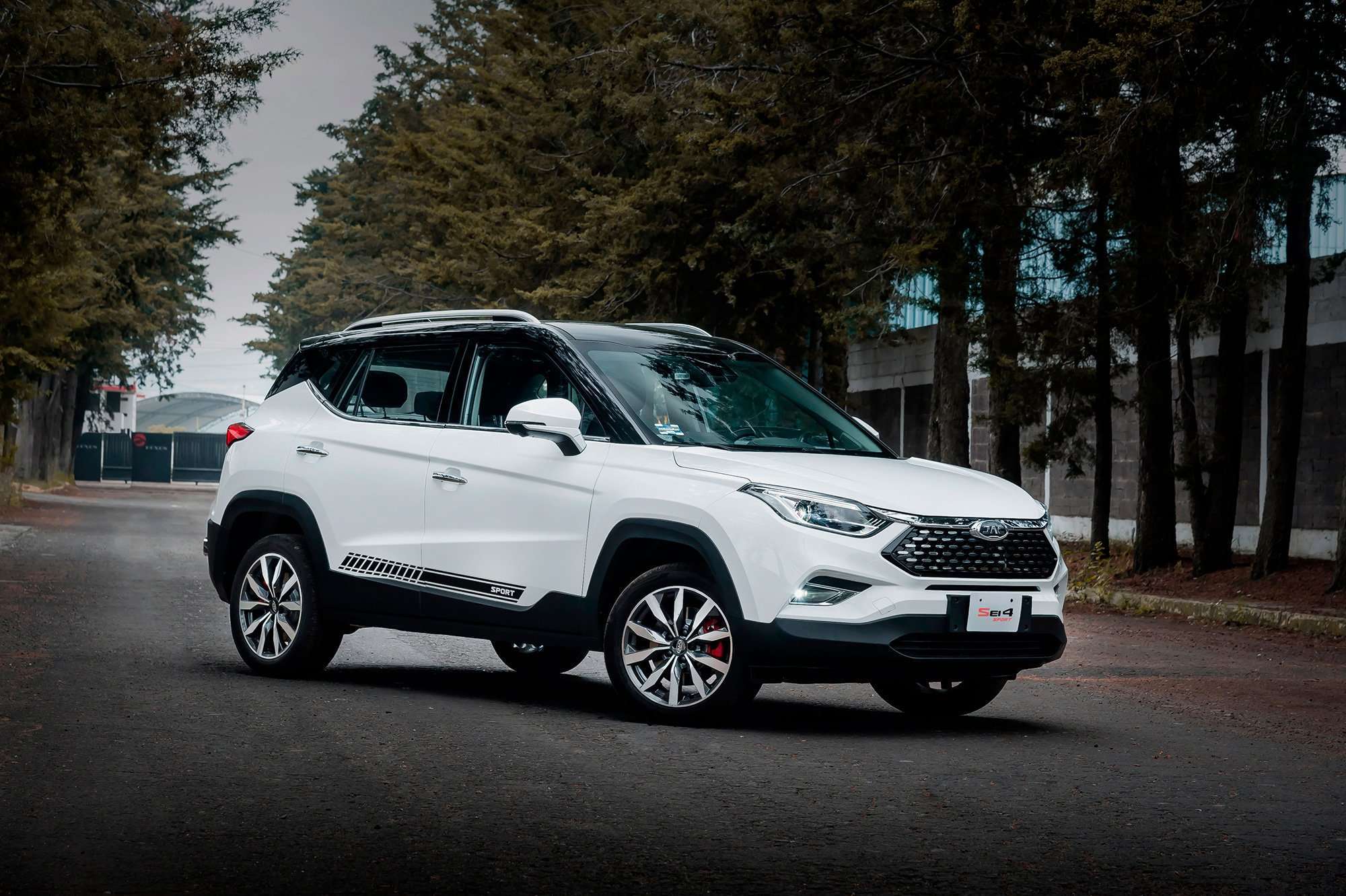JAC Sei4 Sport Edition frente