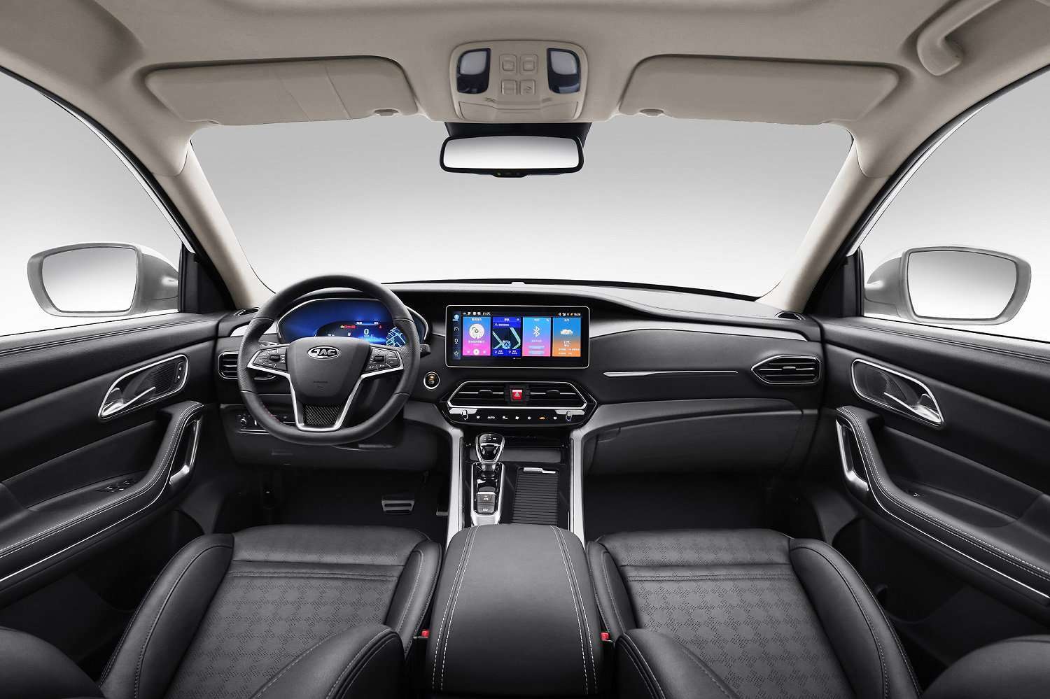 JAC Sei7 Pro interior