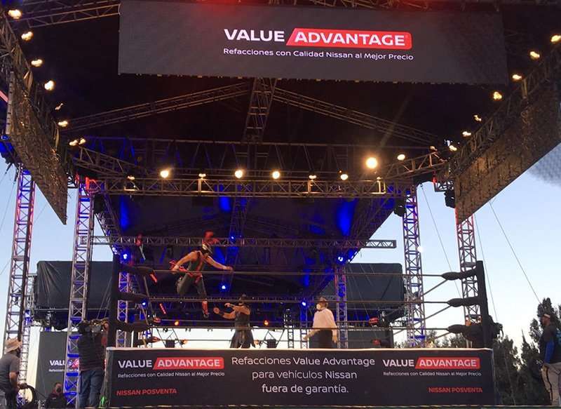 Nissan Autoluchas luchadores