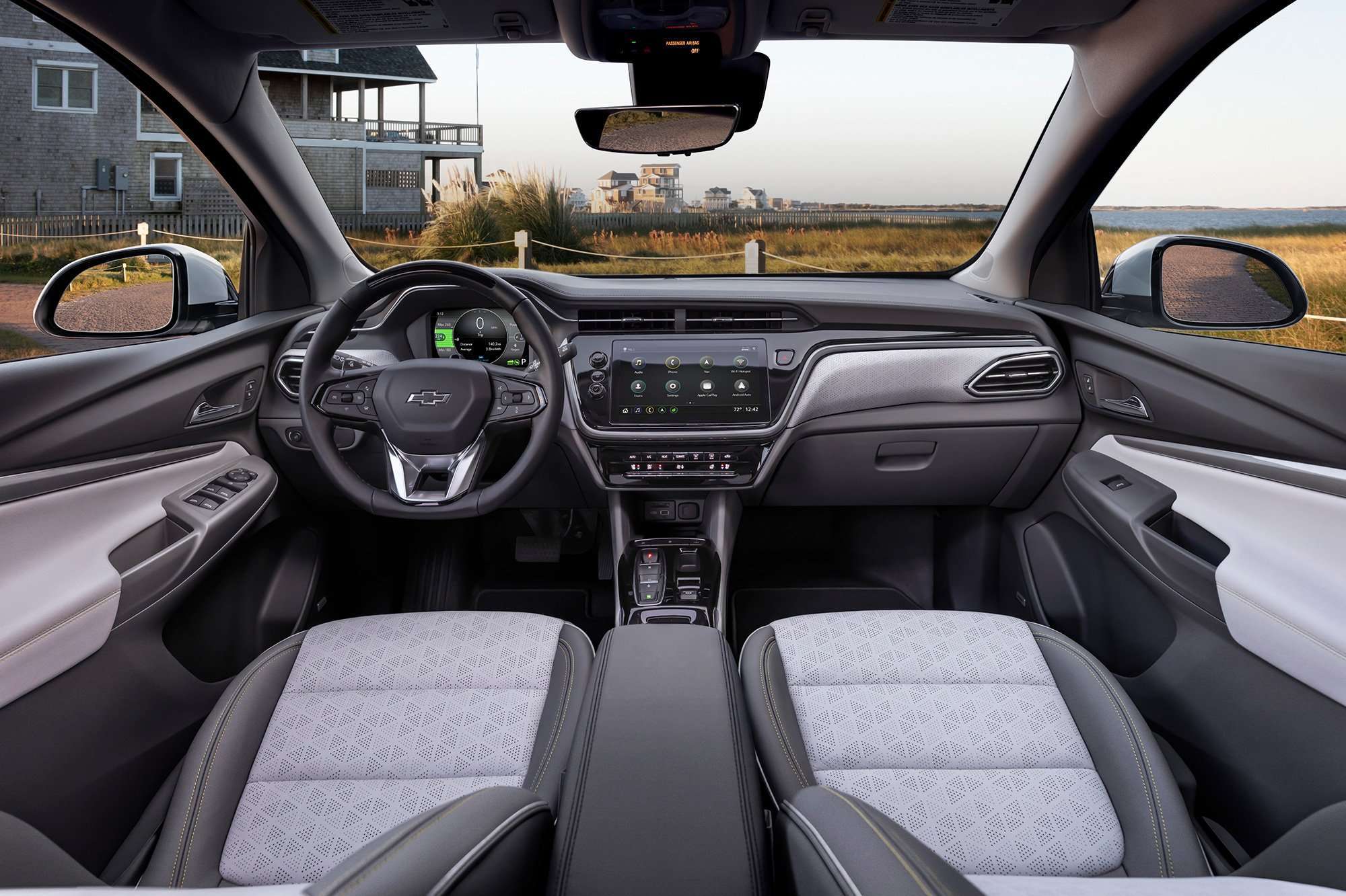 2022-Chevrolet-BoltEUV-015