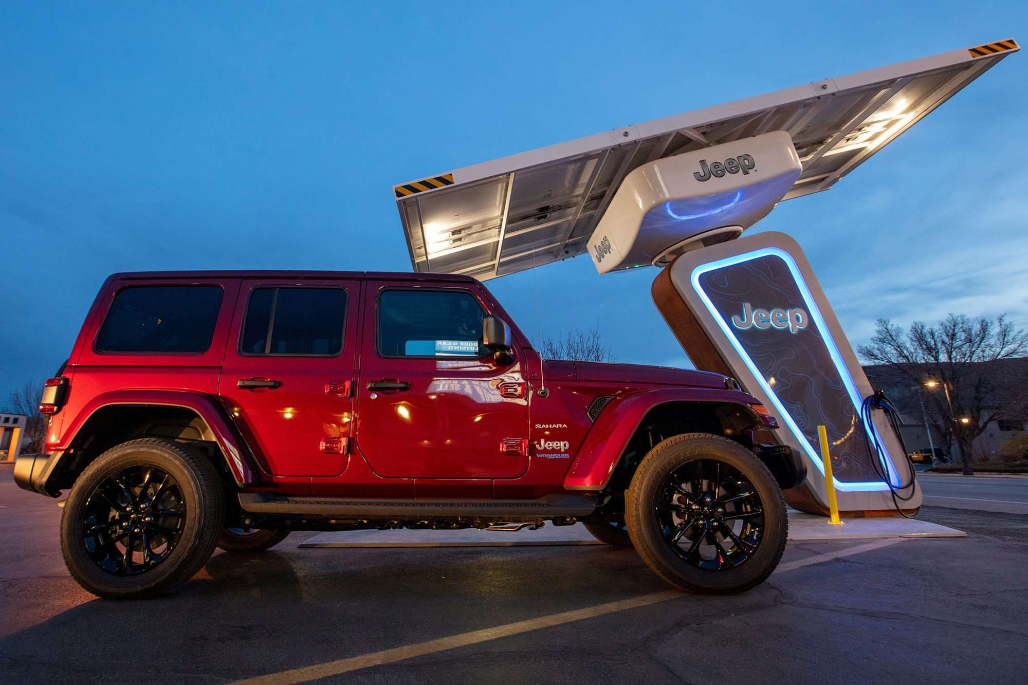 Jeep estaciones de carga