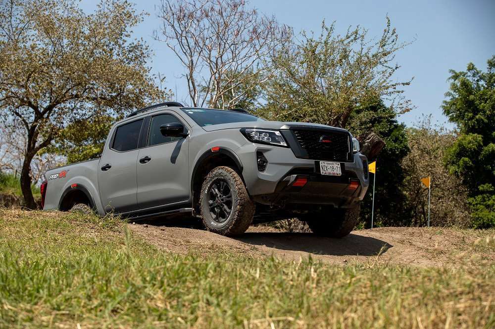 Nissan PRO-4X Nissan Intelligent Mobility