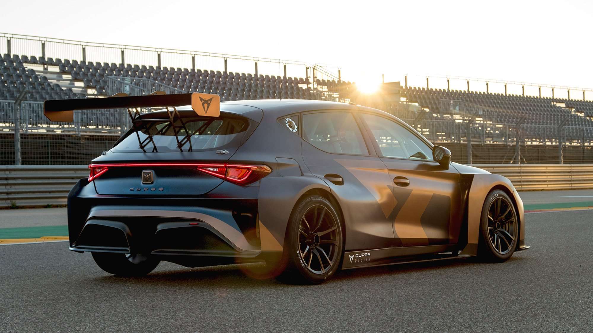 CUPRA Leon Competicion atras