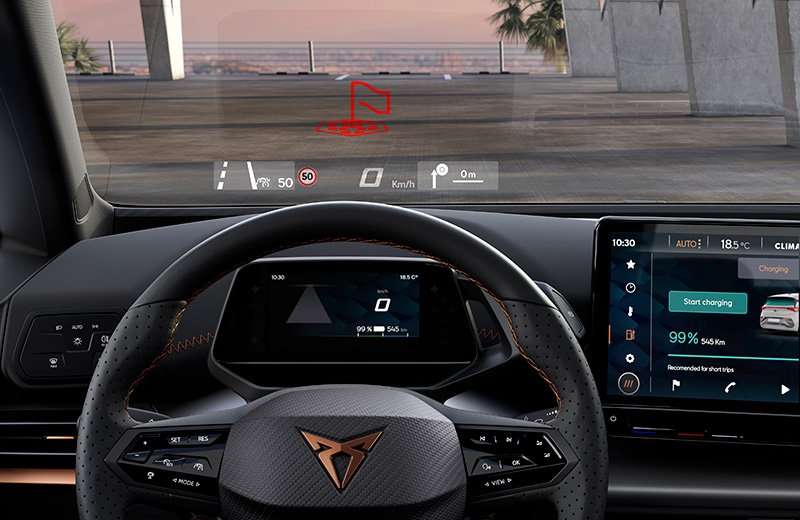 CUPRA Born azul interior