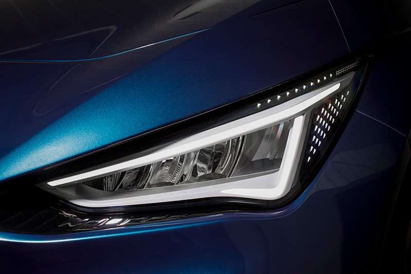 CUPRA Born faros