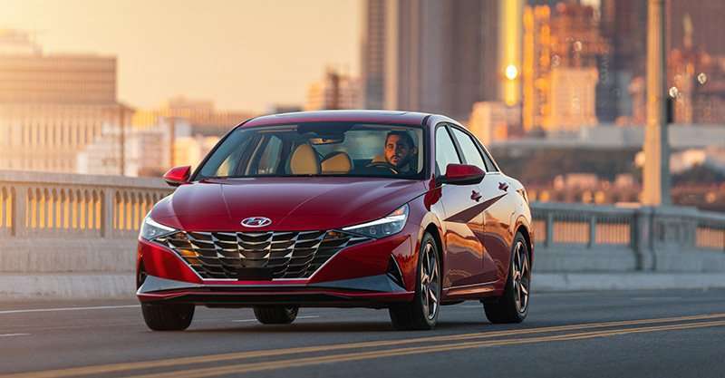 Hyundai Elantra 2021 Top Safety Pick 2021