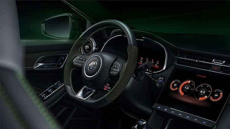 MG6 XPOWER volante