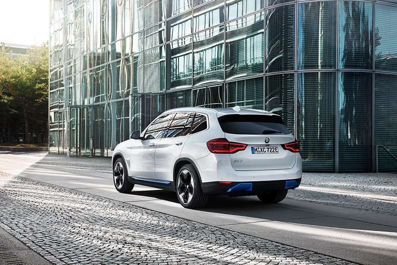 BMW iX3 Mexico atras