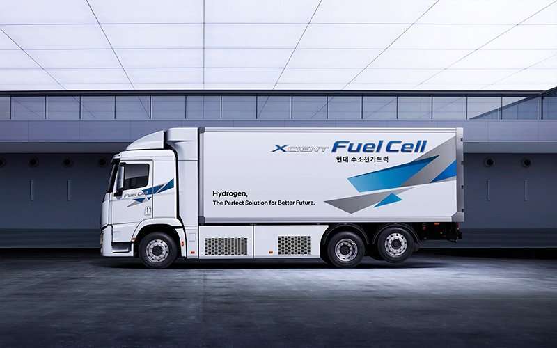 Hyundai XCIENT Fuel Cell 2021