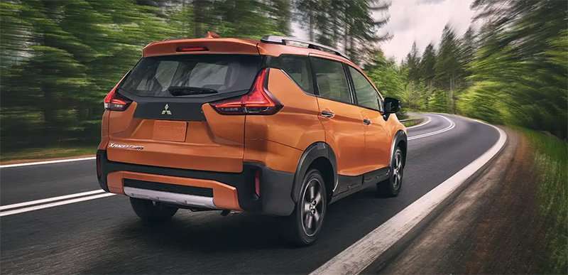 Mitsubishi Xpander atras