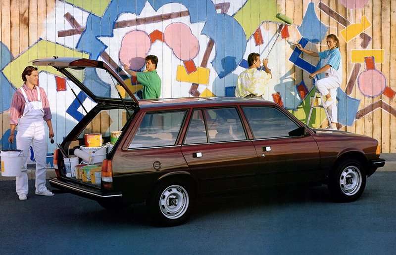 PEUGEOT-Break-80