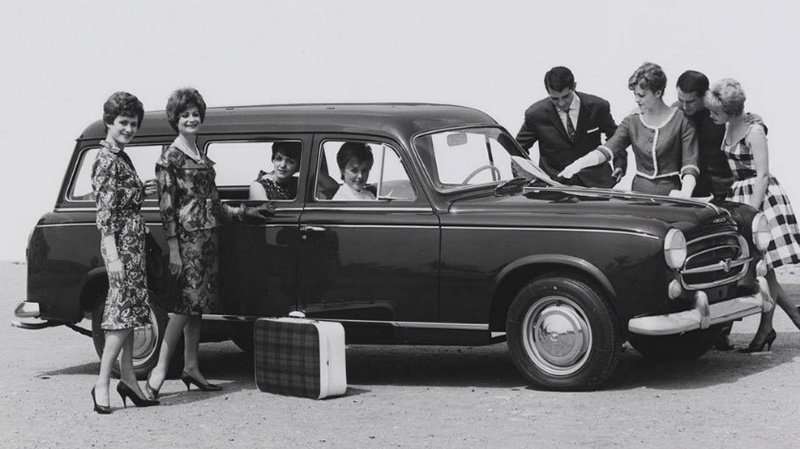 PEUGEOT familiares