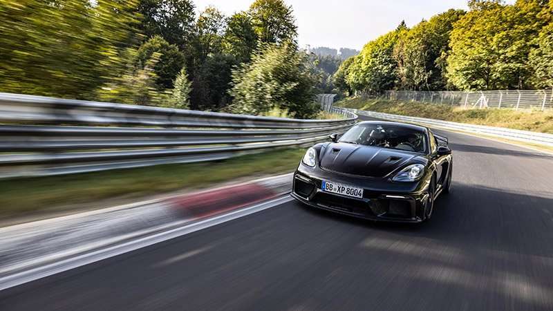 Porsche-718-Cayman-GT4-RS-Nurburgring