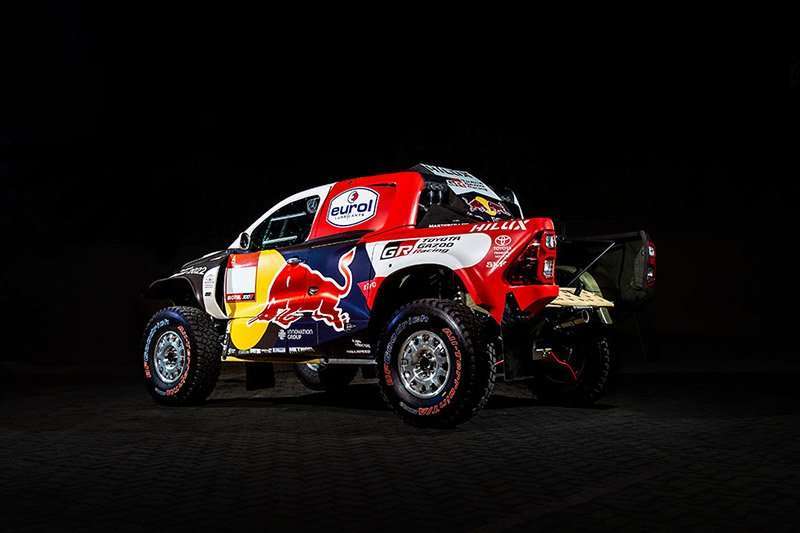 Toyota GR DKR Hilux T1+ Rally Dakar 2022 atras