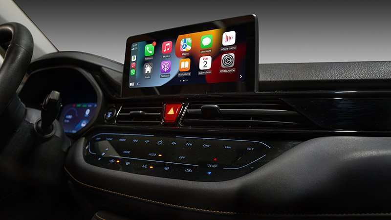 JAC E Sei4 Pro interior