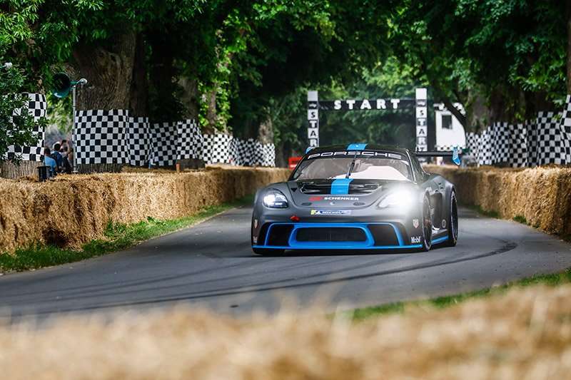 Porsche GT4 ePerformance