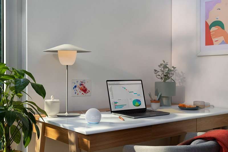 Amazon Echo-Dot-with-Clock