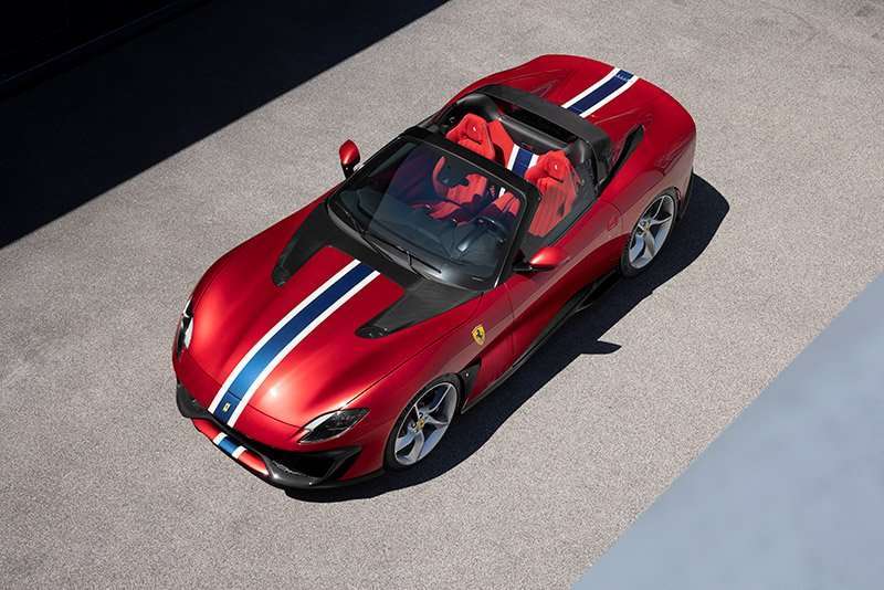 Ferrari SP51 arriba
