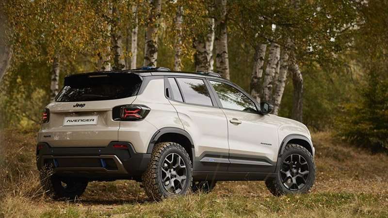 Jeep Avenger 4x4 Concept atras