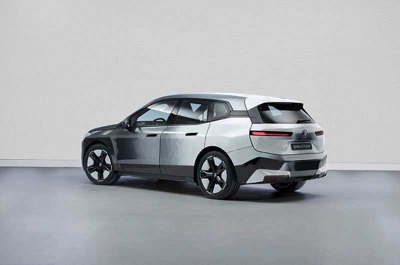 BMW iX Flow color
