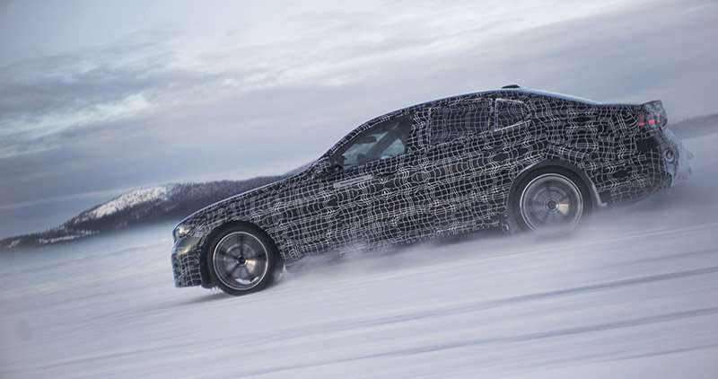 BMW i5 test invierno