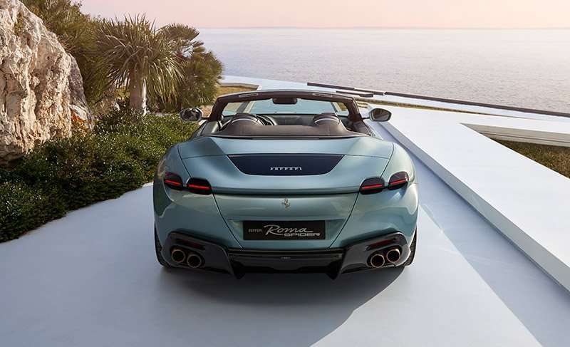 Ferrari Roma Spider trasera