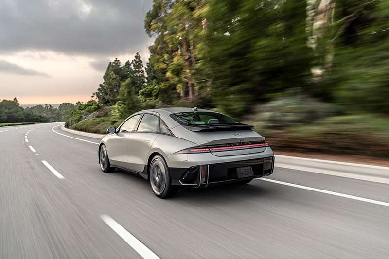 Hyundai IONIQ 6 sedan del año 2023