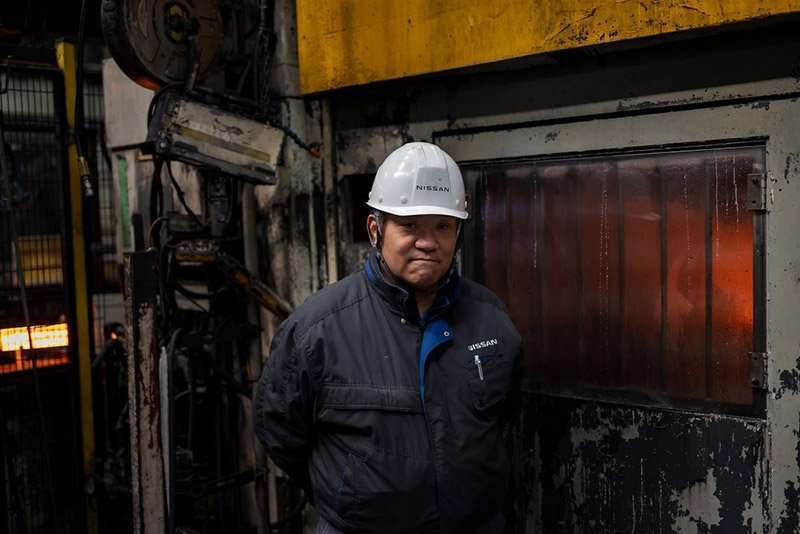 planta de Nissan en Yokohama trabajador