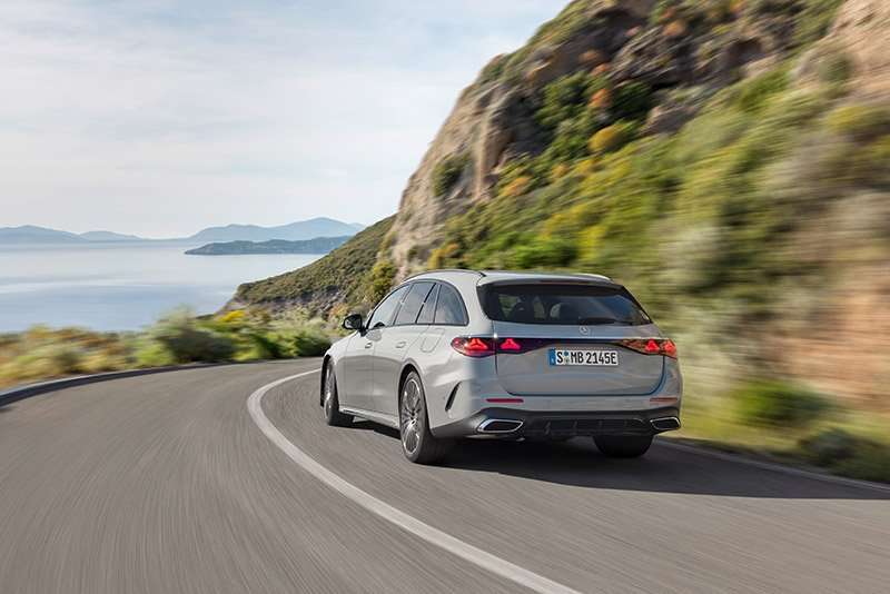 Mercedes-Benz Clase E Estate trasera