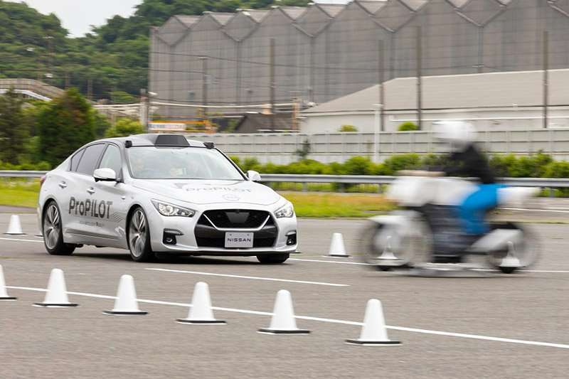 Nissan LIDAR seguridad cruceros
