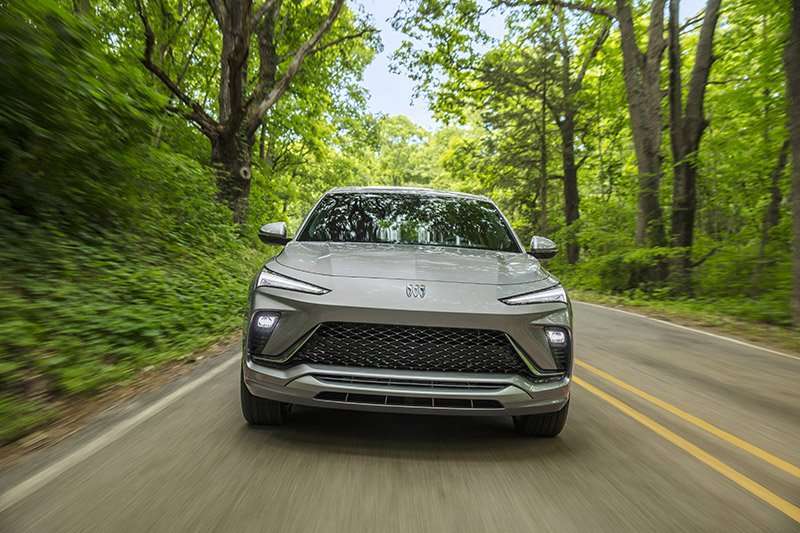 Buick Envista 2024 presentacion Mexico frente