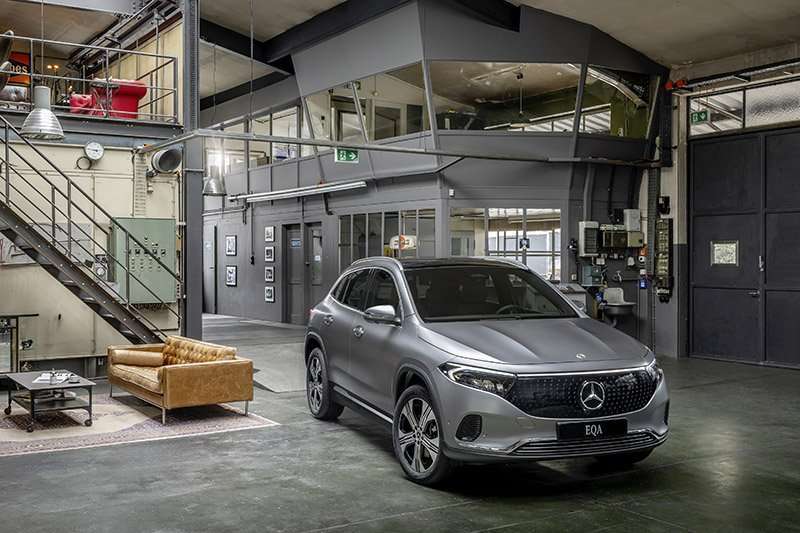 Mercedes-Benz EQA 2024