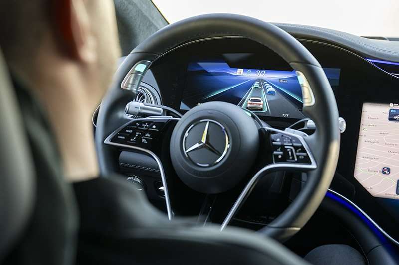 Mercedes-Benz DRIVE PILOT US autonomo