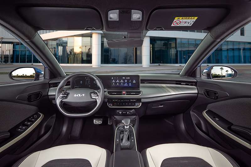 Kia-GT-line-interiores