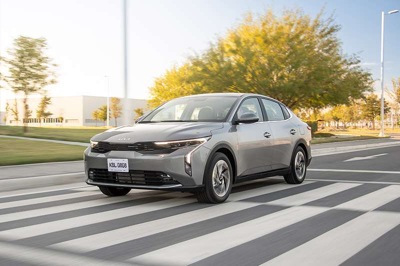 Kia-K3-exteriores