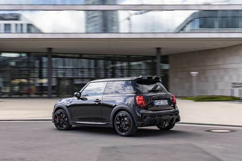MINI John Cooper Works 1TO6 Manual trasera
