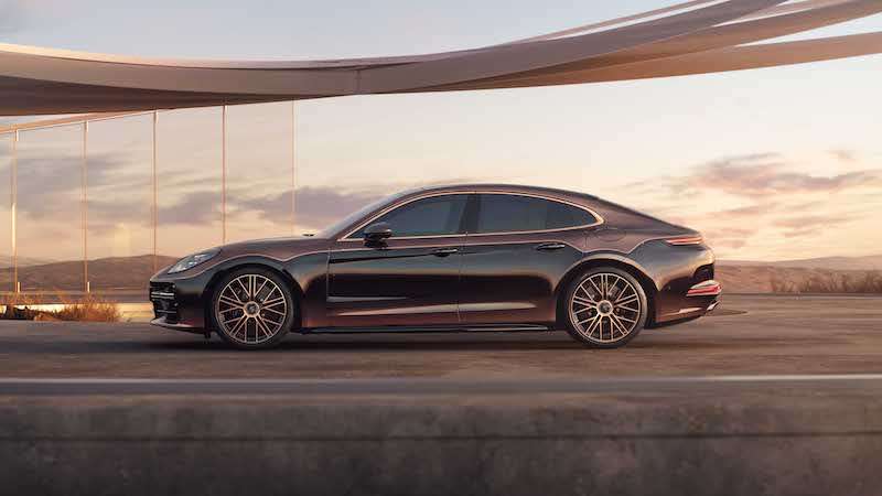 Porsche Panamera Turbo Sonderwunsch lado