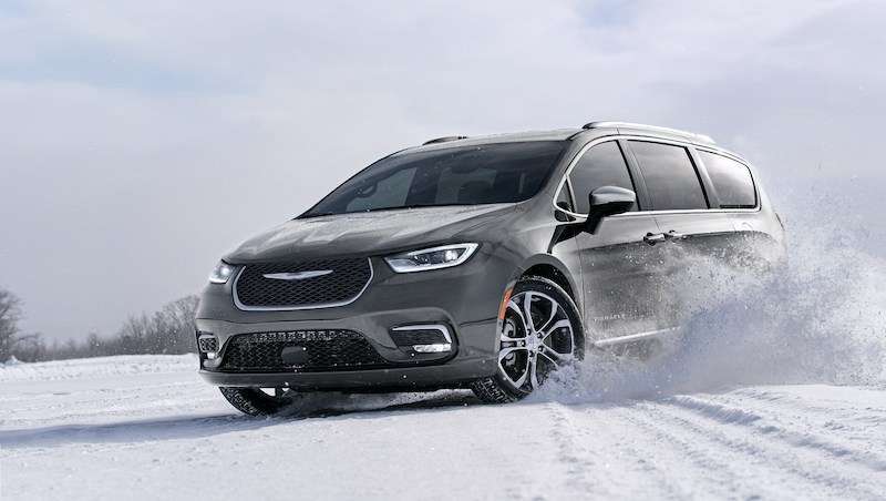 Chrysler Pacifica 2023 TOP SAFETY PICK del IIHS