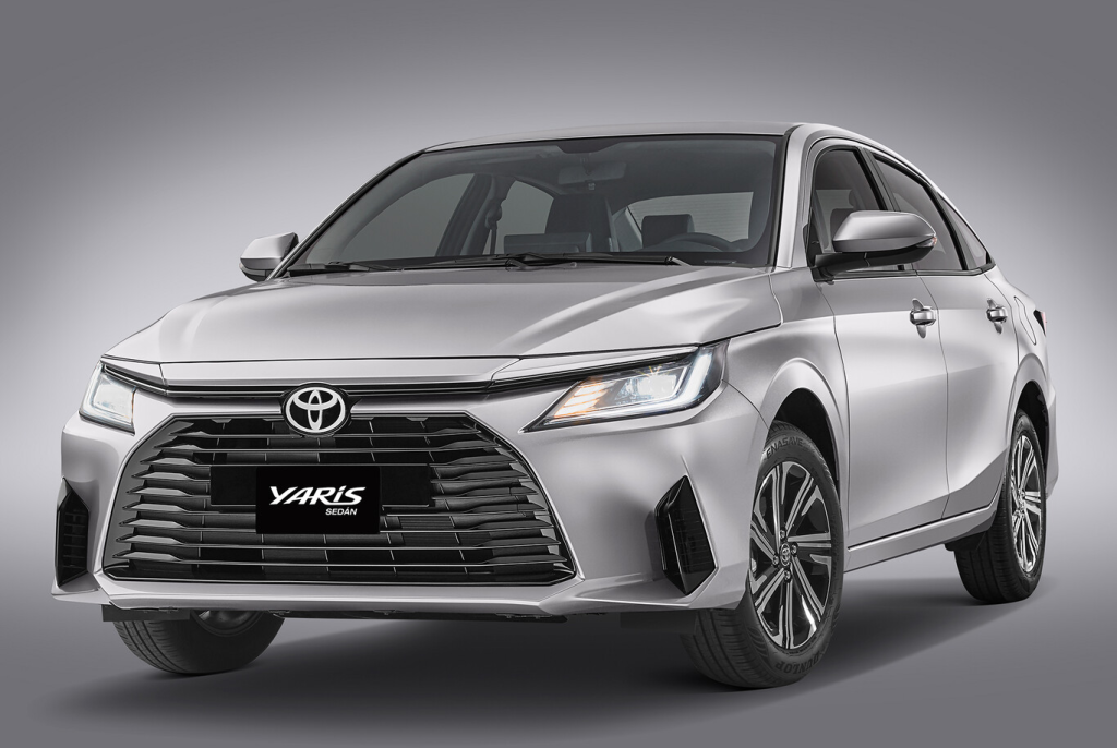 Toyota Camry sedanes