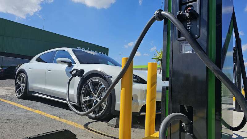Porsche de México Cargadores Queretaro 2024