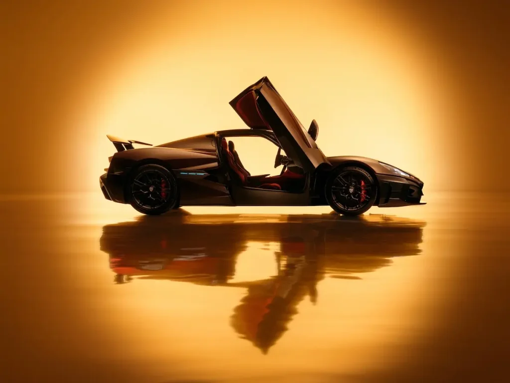Rimac Nevera 15 aniversario costado
